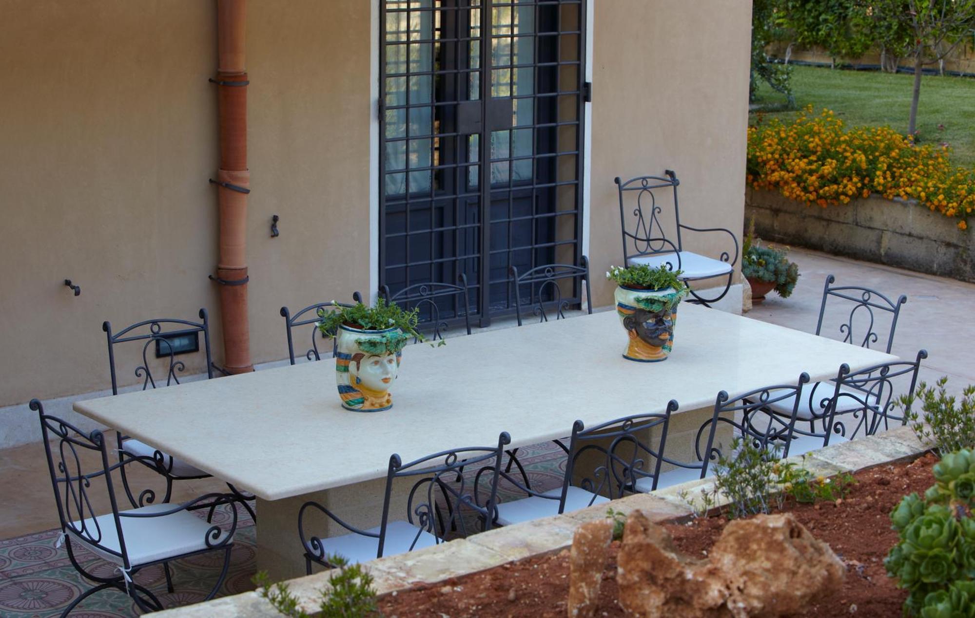 Baglio Sant'Andrea Bed & Breakfast Valderice Bagian luar foto